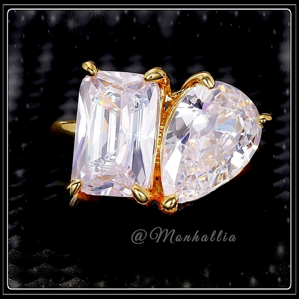 NEW GOLD SIMULATED DIAMOND DOUBLE STONE PEAR & PRINCESS STATEMENT RING
